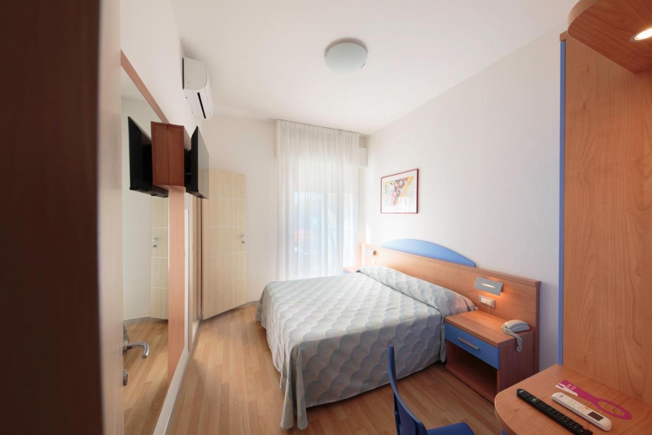 Hotel Riviera Caorle Extérieur photo