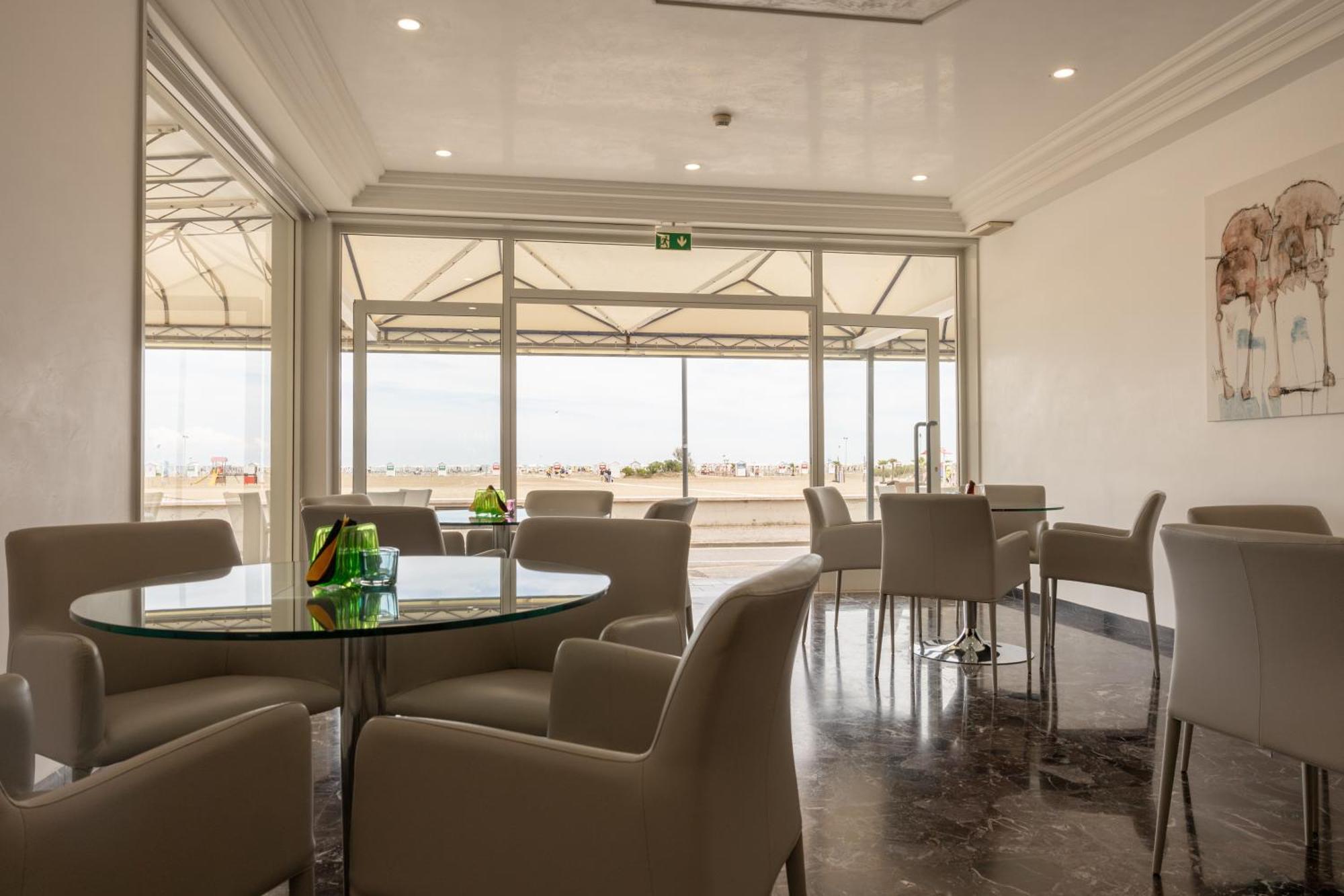 Hotel Riviera Caorle Extérieur photo